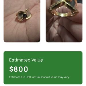 Elegant Gold and Blue Sapphire Women's Ring